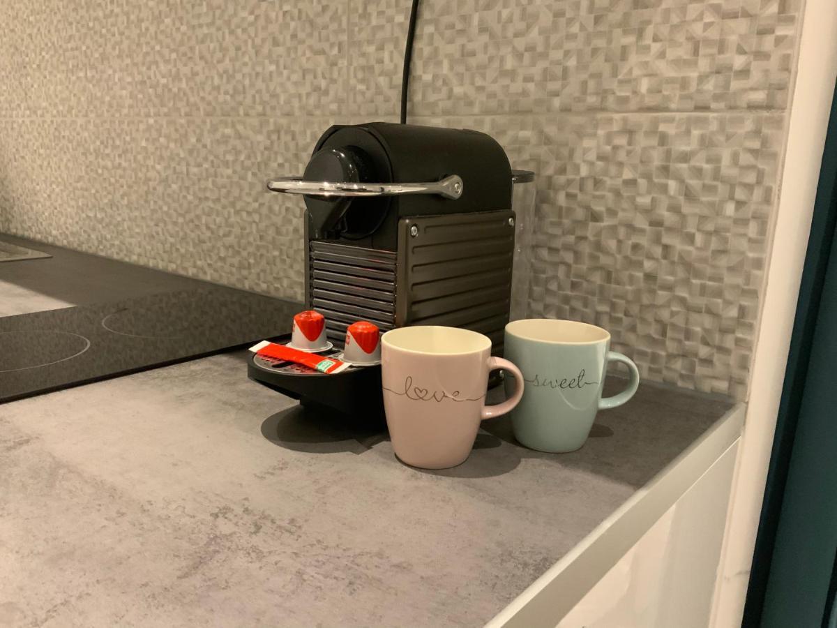 Aixsuites - Hyper Centre Cosy 26M2 - 1 Double Bed - 1 Sofa 普罗旺斯地区艾克斯 外观 照片